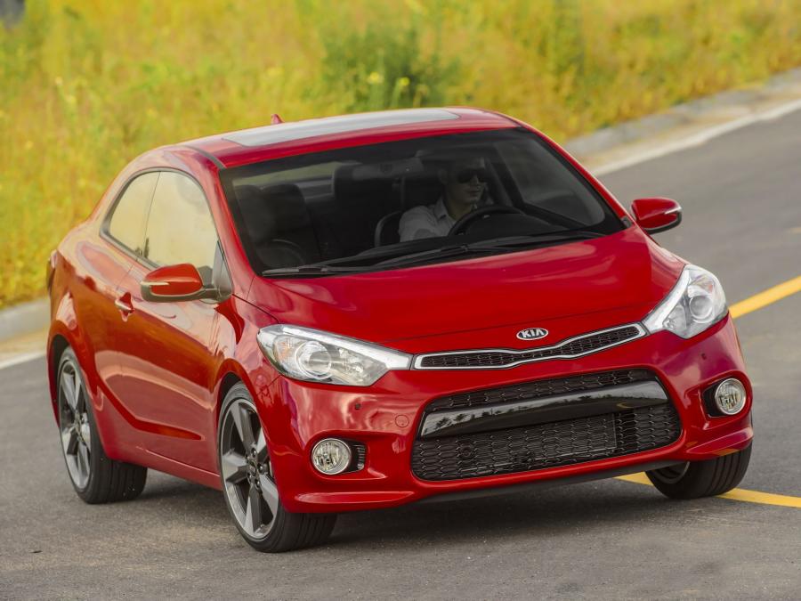  Kia Cerato Koup 2013 года  (фото 8 из 26)